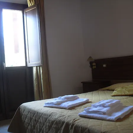 Oasi Del Grillo 3* 카스텔누오보베라덴가