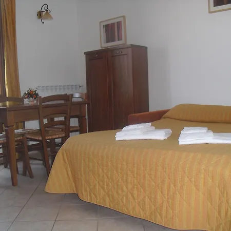 Oasi Del Grillo 아파트호텔 카스텔누오보베라덴가