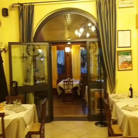 Oasi Del Grillo 아파트호텔 3*