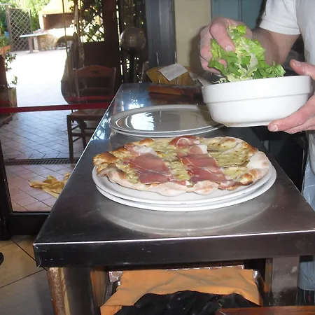 아파트호텔 Oasi Del Grillo 카스텔누오보베라덴가