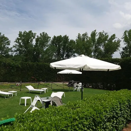 Oasi Del Grillo 아파트호텔