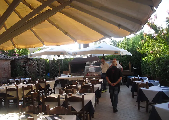 Oasi Del Grillo Hotel apartamentowy Castelnuovo Berardenga